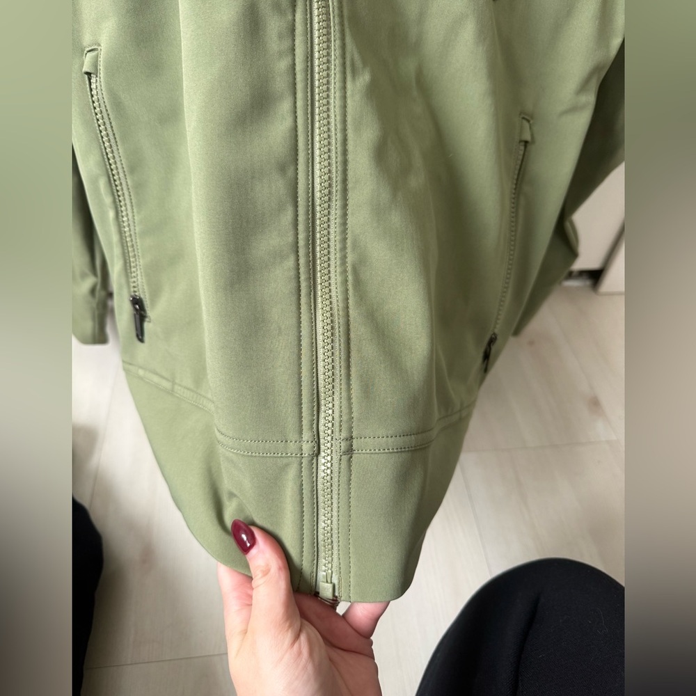 Patagonia Sage Green Performance Jacket - Picture 13 of 14